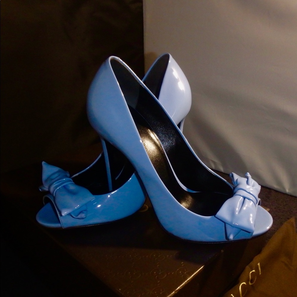 Authentic Gucci Shoes - Picture 3 of 6